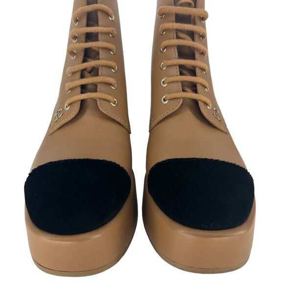 Chanel 2022 Interlocking CC Logo Cap Toe Lace-Up Boots - Picture 9 of 16